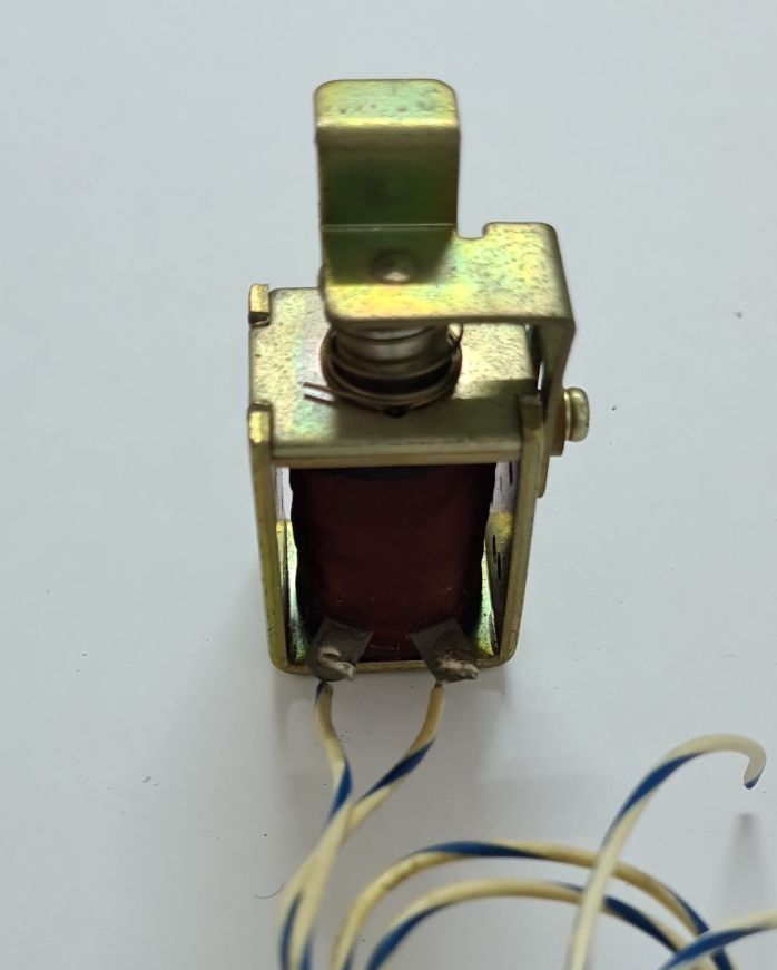 Teac A-360 solenoid 55001050?