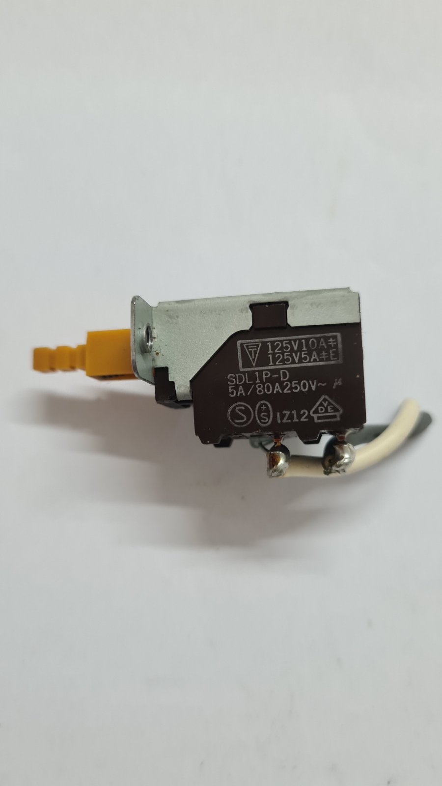 TASCAM ATR-60 MAINS POWER SWITCH