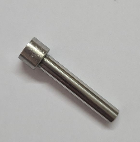 TASCAM TSR-8 timing roller shaft