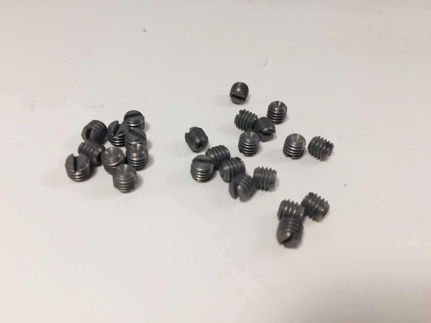2BA slotted set screws grub screws pack of 50