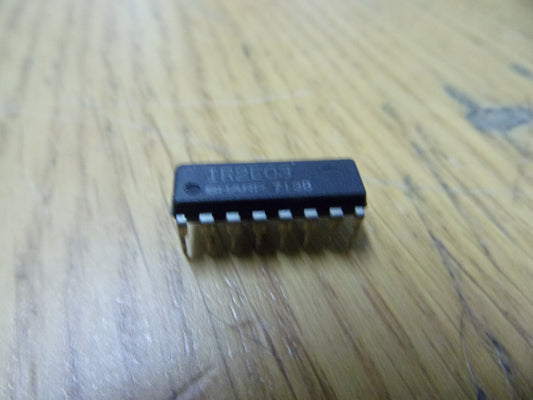 SHARP IR2E03 IC Used