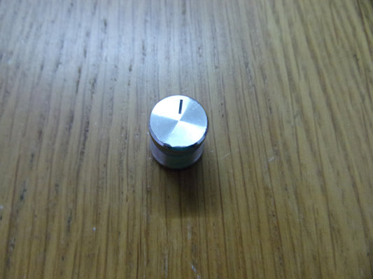 Tascam 122B memory or phones knob