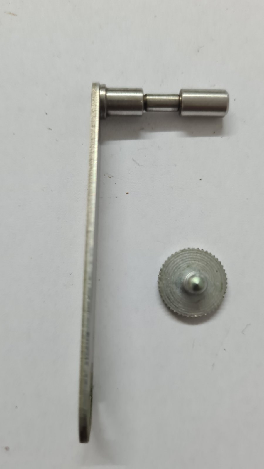 Teac A-4010S left tension arm and screw