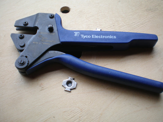 TYCO Electronics 539635-1 Ergoclamp crimping cutting tool