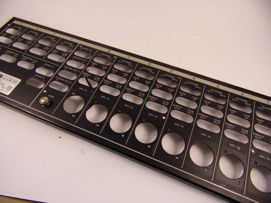 Tascam M-30 rear panel