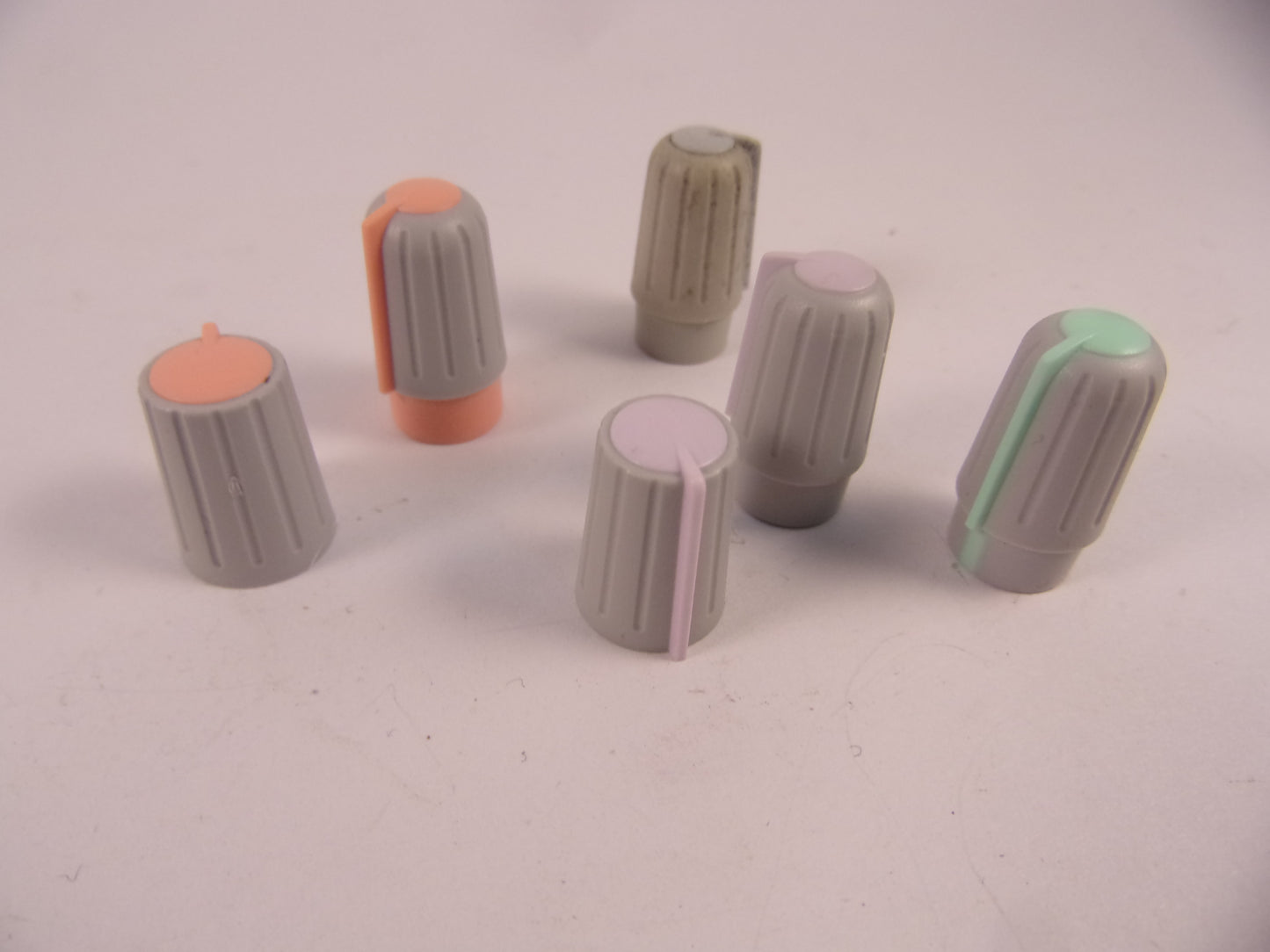 Very bright Soundtracs knob in different colours and styles