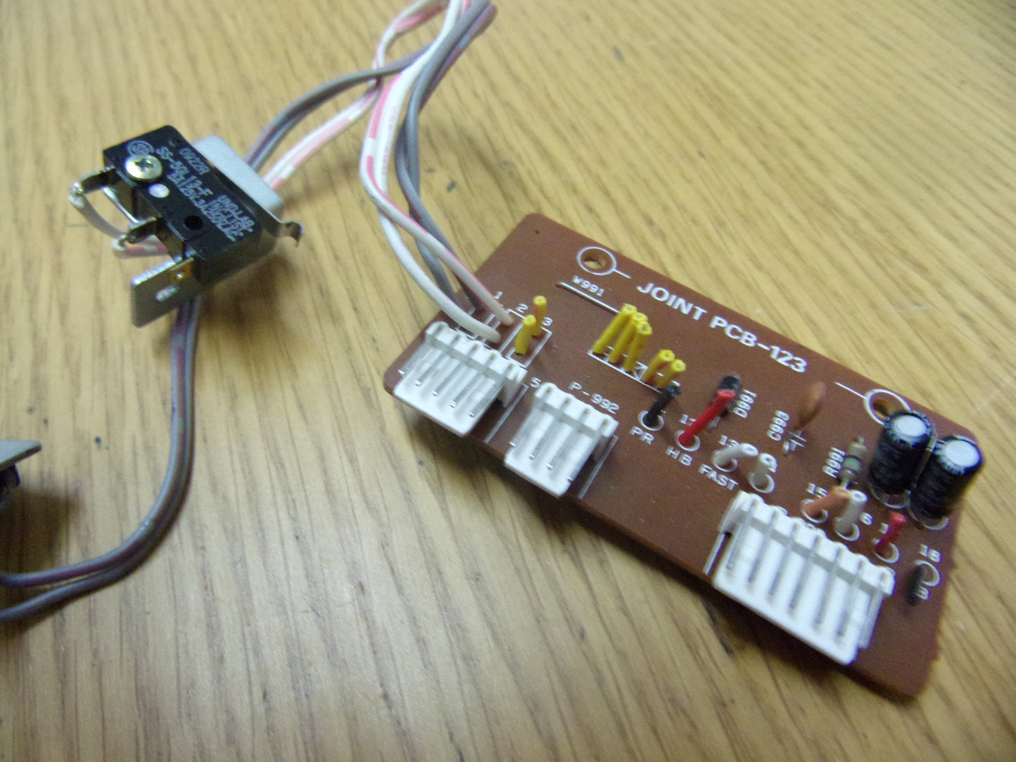 Tascam 133 joint pcb-123 5210050200 and 2 relays